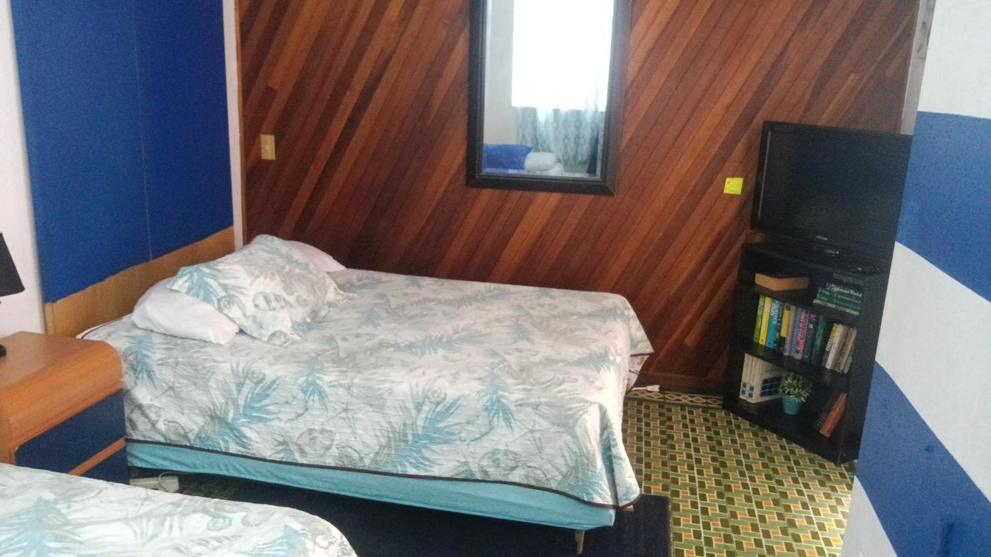 Medusa'S Hostel Aguadilla Eksteriør billede